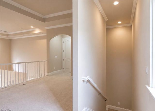 2915 Coco Lakes DR, Naples, FL 34105