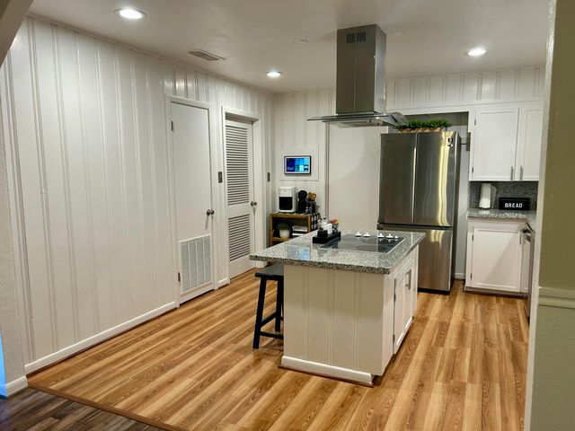 1936 Ave H, Levelland, TX 79336