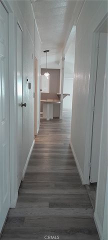 21801 69th, California City, CA 93505