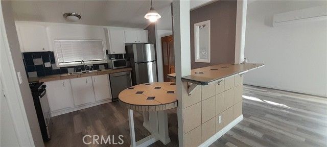 21801 69th, California City, CA 93505