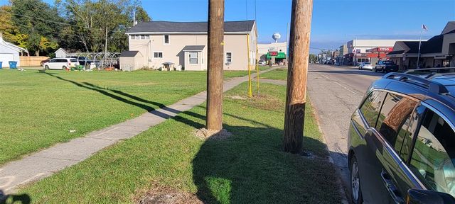 134 S Main Street, Lawton, MI 49065