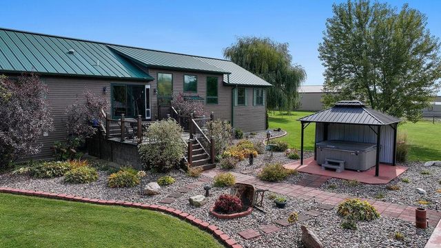 222848 COUNTY ROAD E, Stratford, WI 54484