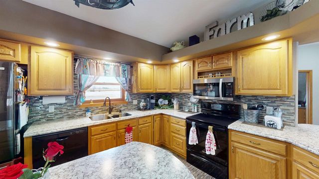 222848 COUNTY ROAD E, Stratford, WI 54484