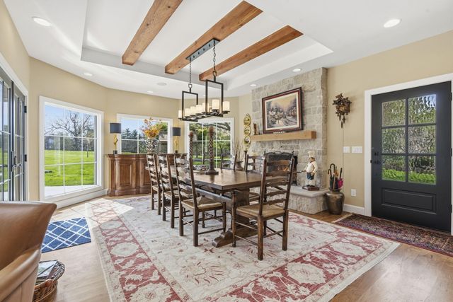 3752 E Eaglescliffe Drive, Springfield, MO 65809