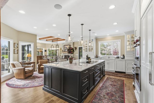 3752 E Eaglescliffe Drive, Springfield, MO 65809