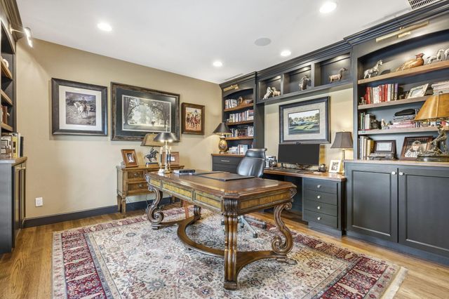 3752 E Eaglescliffe Drive, Springfield, MO 65809