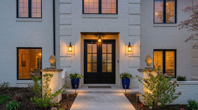 3752 E Eaglescliffe Drive, Springfield, MO 65809