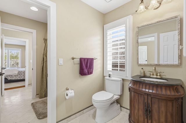 3752 E Eaglescliffe Drive, Springfield, MO 65809