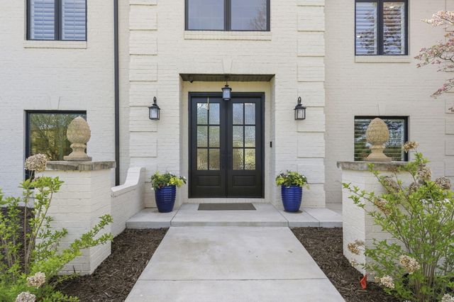 3752 E Eaglescliffe Drive, Springfield, MO 65809
