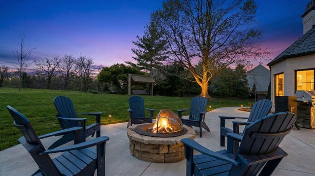 3752 E Eaglescliffe Drive, Springfield, MO 65809