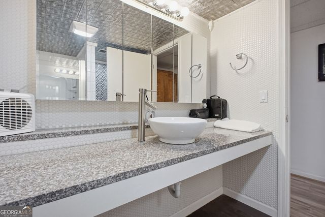 2867 Bob White Drive, Duluth, GA 30096