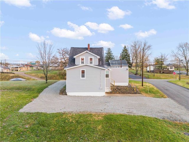 2667 Jefferson Ave, Canton Twp, PA 15301