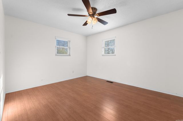 512 Ridgemont Way, Mountain Home, AR 72653