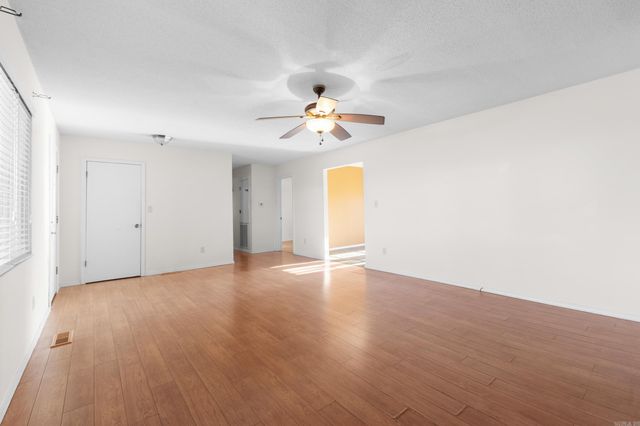 512 Ridgemont Way, Mountain Home, AR 72653