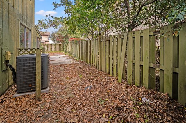 612 35th Ave N Apt D, Myrtle Beach, SC 29577