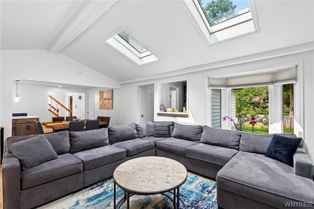 60 Fennec Lane, Amherst, NY 14051