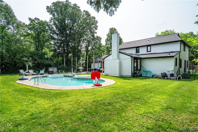 60 Fennec Lane, Amherst, NY 14051