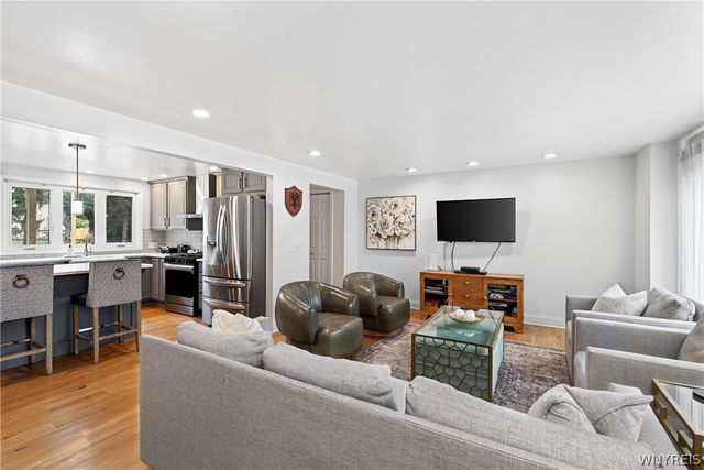 60 Fennec Lane, Amherst, NY 14051