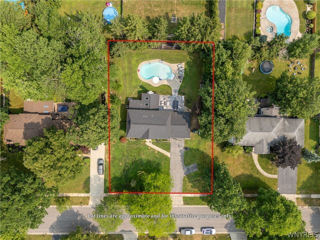 60 Fennec Lane, Amherst, NY 14051