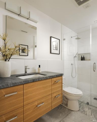 22 Rock Rd, Kentfield, CA 94904