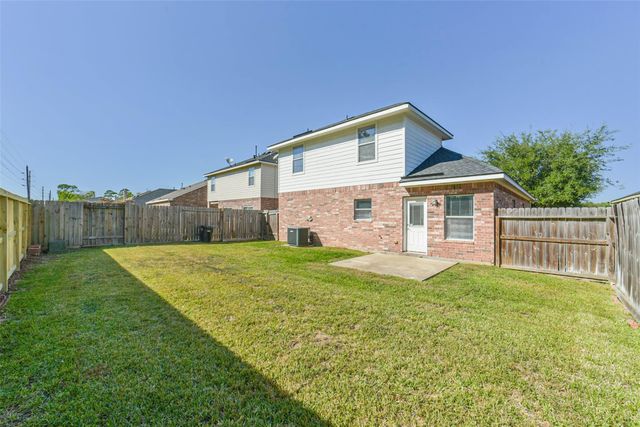 8726 Old Maple Lane, Humble, TX 77338