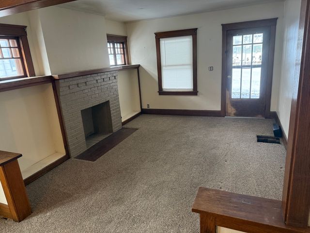 1311 Grant Avenue, Rockford, IL 61103