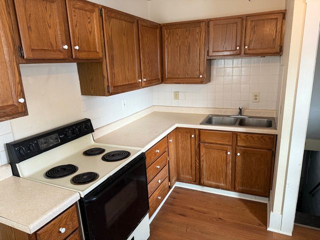 1311 Grant Avenue, Rockford, IL 61103