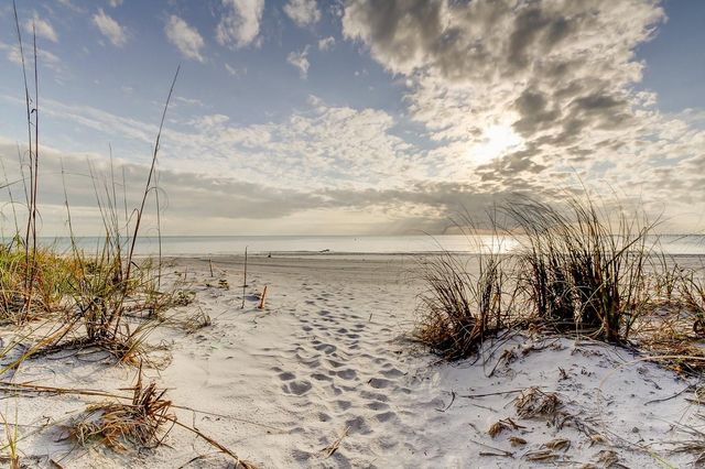 317 12TH AVENUE, Indian Rocks Beach, FL 33785