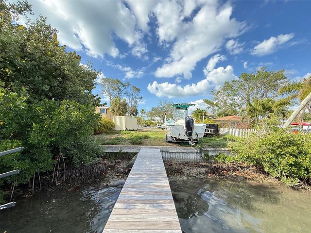 317 12TH AVENUE, Indian Rocks Beach, FL 33785