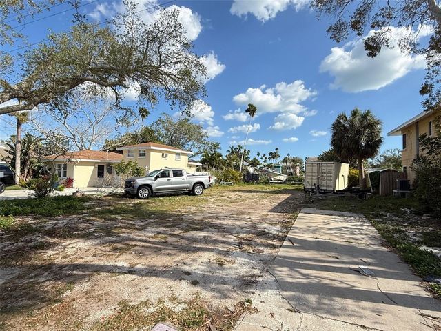 317 12TH AVENUE, Indian Rocks Beach, FL 33785