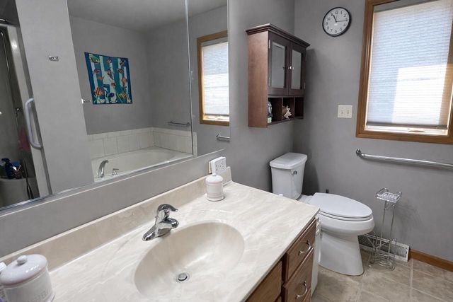 308 W VIKING AVENUE, Dorchester, WI 54425