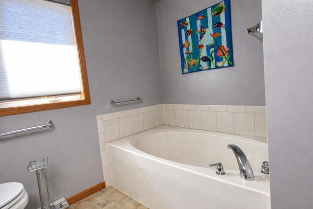 308 W VIKING AVENUE, Dorchester, WI 54425