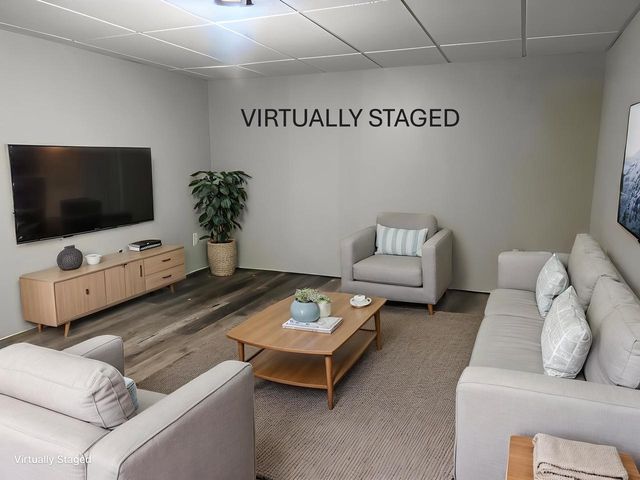 308 W VIKING AVENUE, Dorchester, WI 54425