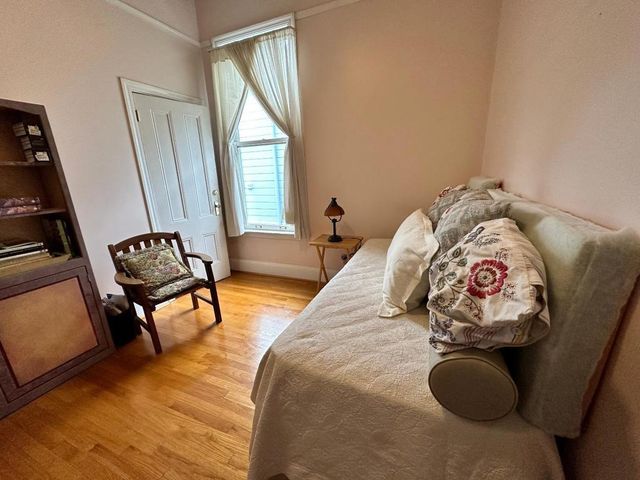 269 E Saint James Street, San Jose, CA 95112