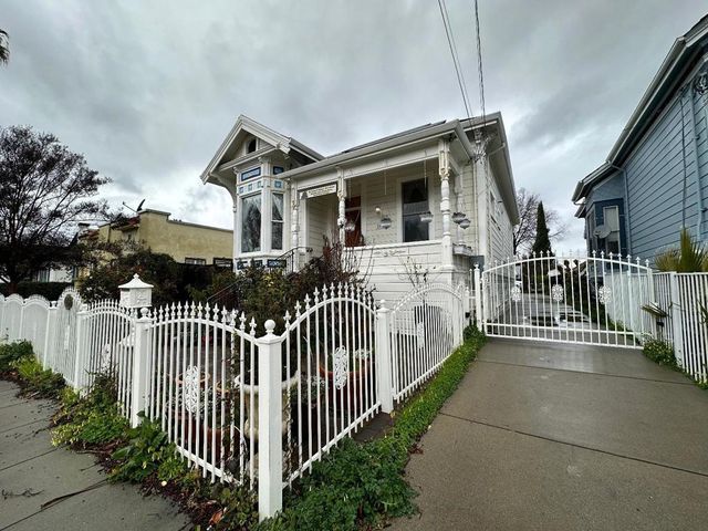269 E Saint James Street, San Jose, CA 95112