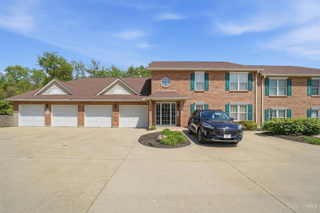 8794 Carrousel Park Circle, Colerain Twp, OH 45251