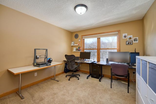 984 Carver Bluffs Parkway, Carver, MN 55315