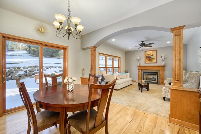 984 Carver Bluffs Parkway, Carver, MN 55315