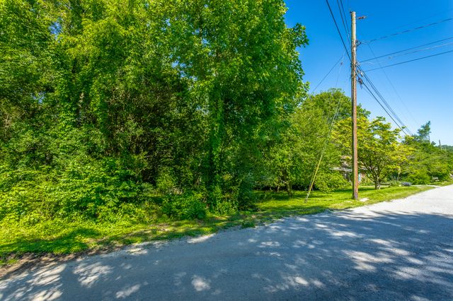 119 Westbrook Avenue, Soddy Daisy, TN 37379