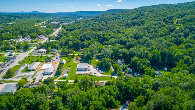 119 Westbrook Avenue, Soddy Daisy, TN 37379