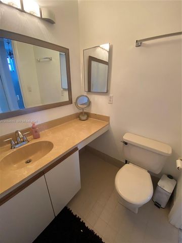 306 Republic Court 306, Deerfield Beach, FL 33442