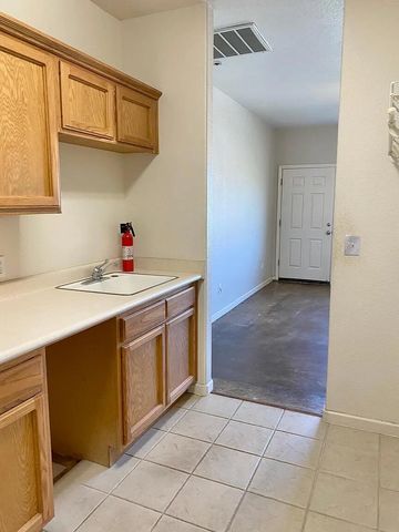 31916 Country Club Drive Drive, Porterville, CA 93257