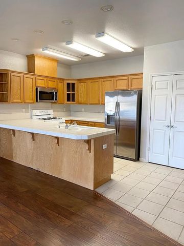 31916 Country Club Drive Drive, Porterville, CA 93257