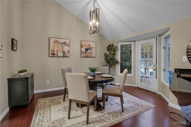 235 Old Oak Post Road, Amherst, NY 14051