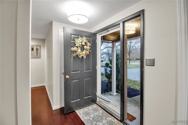 235 Old Oak Post Road, Amherst, NY 14051