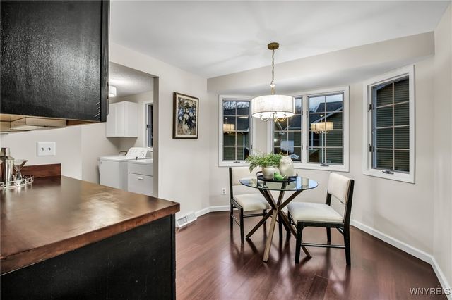 235 Old Oak Post Road, Amherst, NY 14051