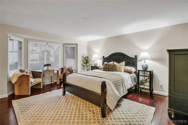 235 Old Oak Post Road, Amherst, NY 14051