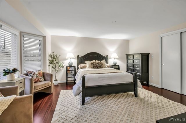 235 Old Oak Post Road, Amherst, NY 14051