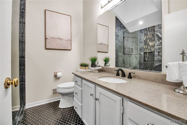 235 Old Oak Post Road, Amherst, NY 14051