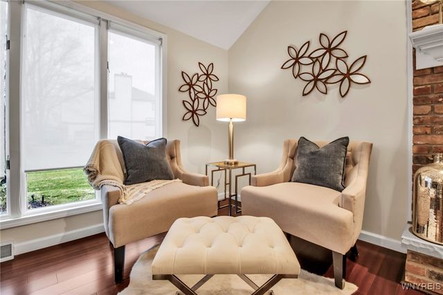 235 Old Oak Post Road, Amherst, NY 14051